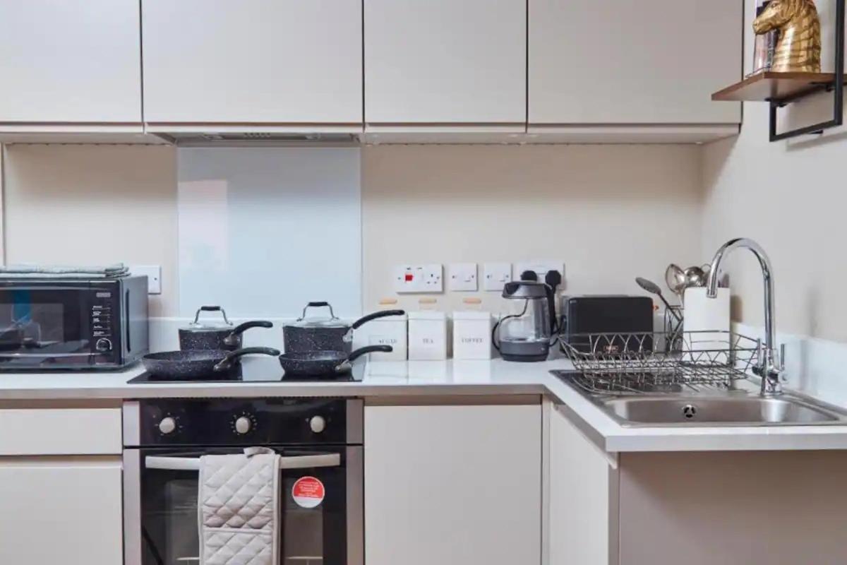 Beautiful 1 Bedroom Flat In Leeds - Sleeps 4 Exterior foto