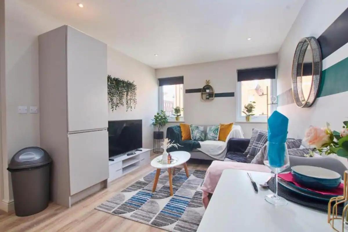 Beautiful 1 Bedroom Flat In Leeds - Sleeps 4 Exterior foto